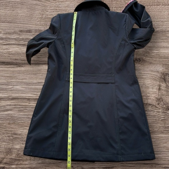 Dennis Basso Water Resistant Button Front Jacket with Printed red white lining - Picture 13 of 13